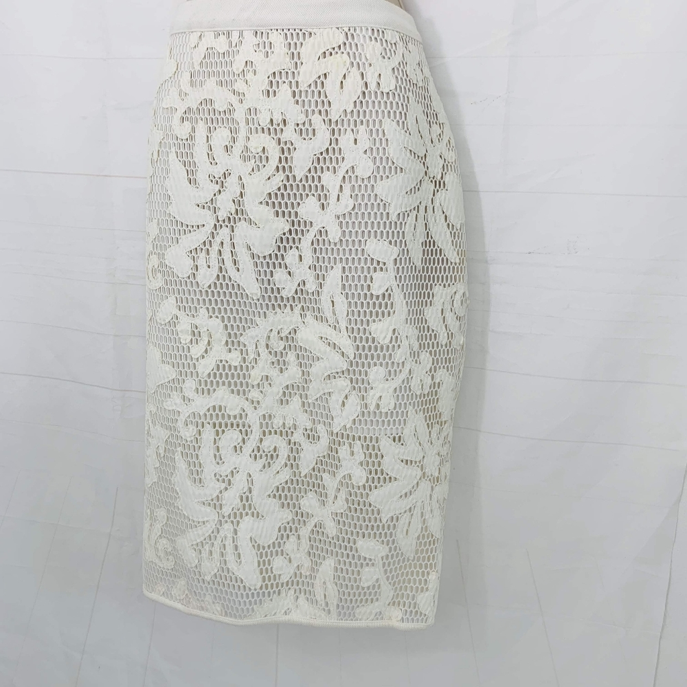Endless Rose A-Lined L White Crochet Midi Skirt